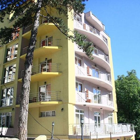 Hotel International Băile Herculane Εξωτερικό φωτογραφία